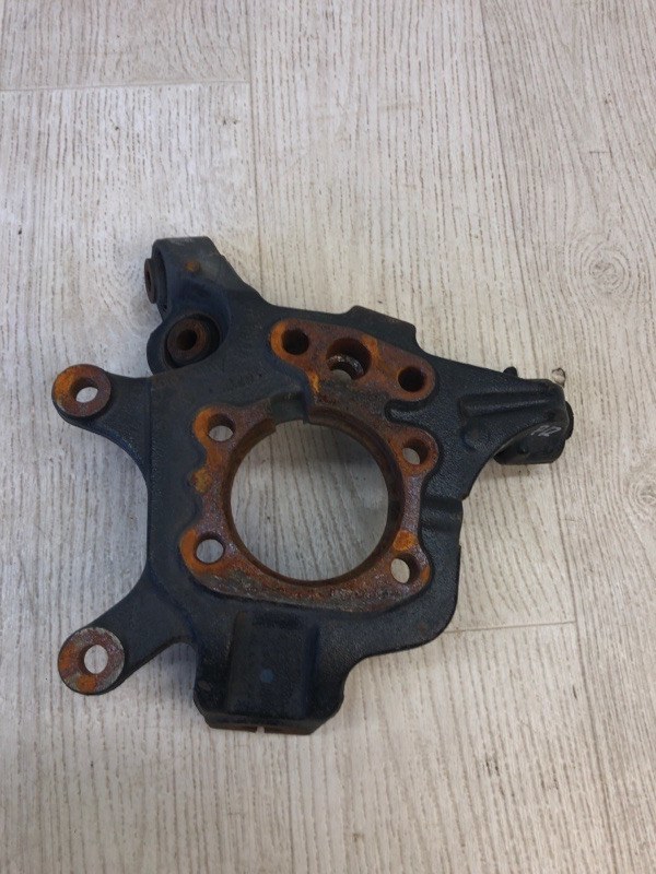 Цапфа задняя правая PATHFINDER R52 12-21 2016 R52 3.5 VQ35DD