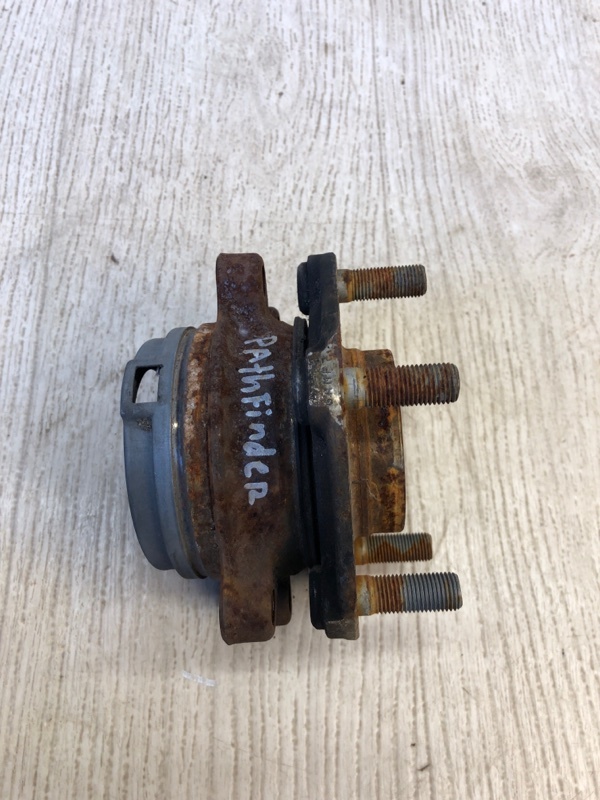 Ступица передняя PATHFINDER R52 12-21 2016 R52 3.5 VQ35DD