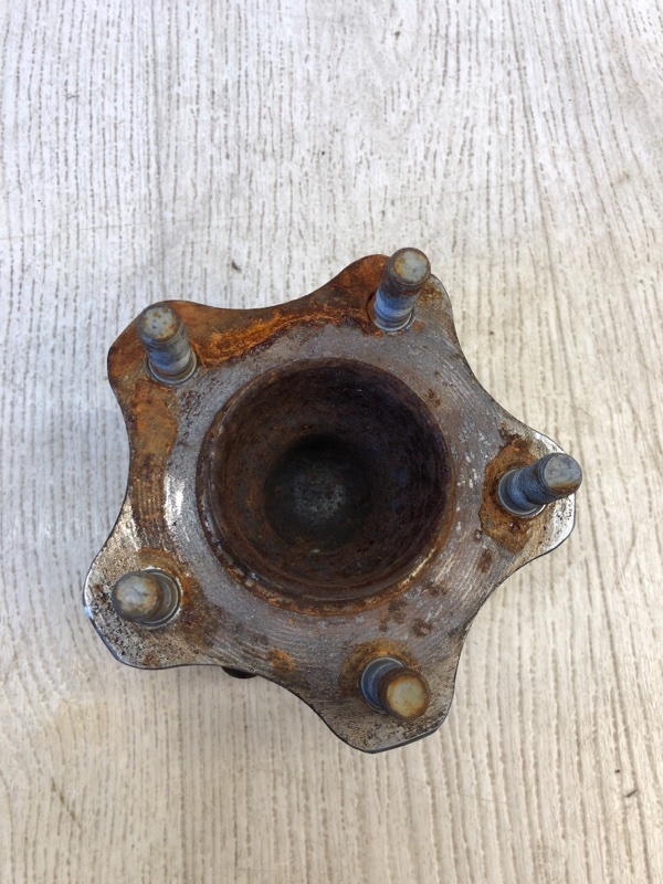 Ступица задняя NISSAN PATHFINDER R52 12-21 2016 R52 3.5 VQ35DD 43202-3JA1C Б/У