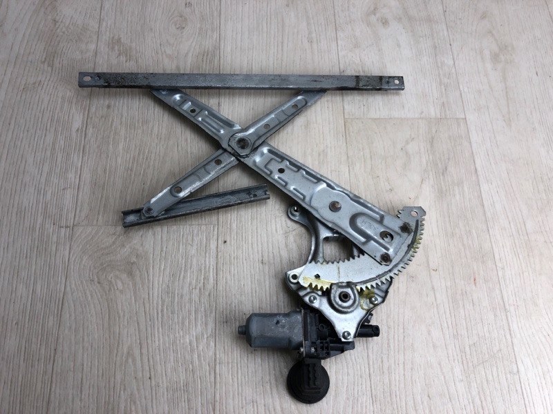 Стеклоподъемник задний левый NISSAN PATHFINDER R52 12-21 R52 3.5 VQ35DD Стеклоподъемник задний левый NISSAN PATHFINDER R52 12-21 R52 3.5 VQ35DD