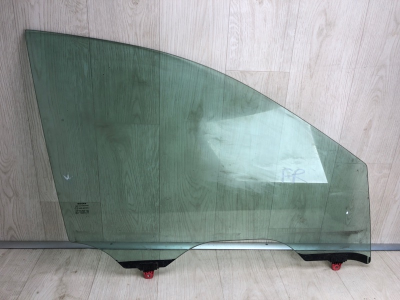 Стекло двери переднее правое NISSAN PATHFINDER R52 12-21 2016 R52 3.5 VQ35DD 80300-3KA0A Б/У