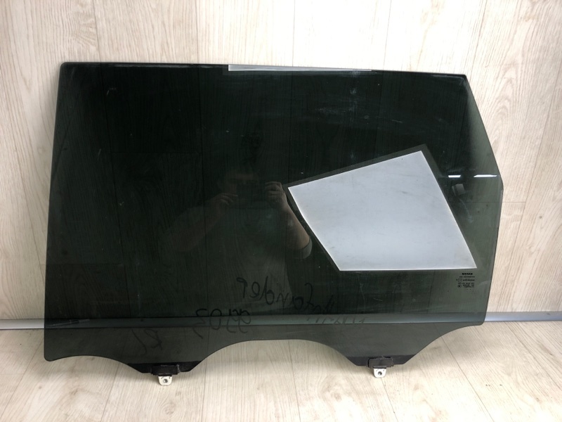 Стекло двери заднее левое NISSAN PATHFINDER R52 12-21 2016 R52 3.5 VQ35DD 82301-3KA1A Б/У