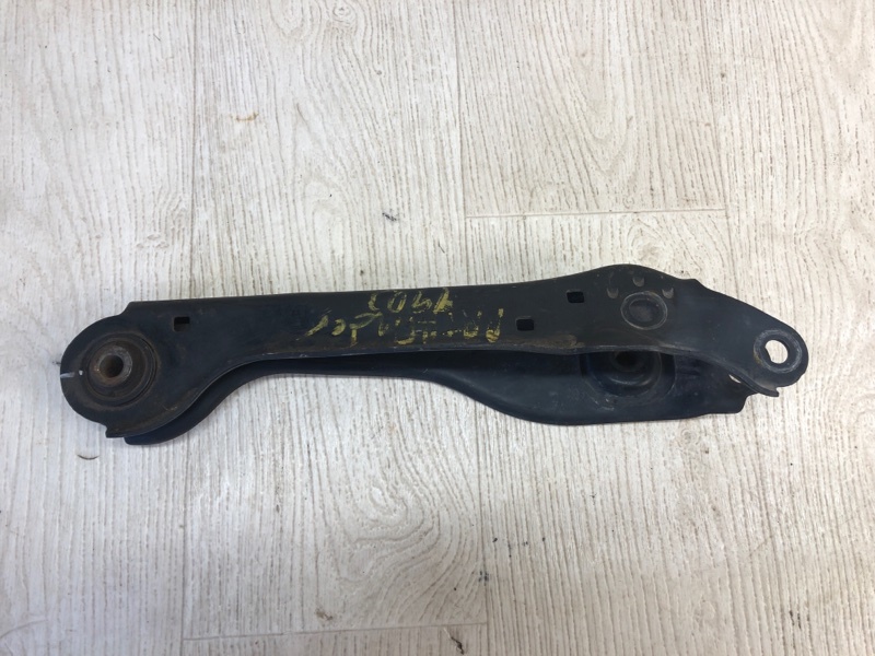 Рычаг задней подвески поперечный нижний передний правый PATHFINDER R52 12-21 2016 R52 3.5 VQ35DD