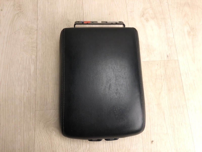 Подлокотник PATHFINDER R52 12-21 2016 R52 3.5 VQ35DD