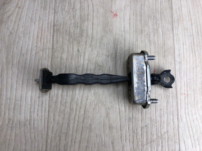 Ограничитель двери передний PATHFINDER R52 12-21 2016 R52 3.5 VQ35DD