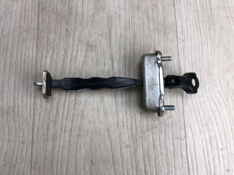 Ограничитель двери передний NISSAN PATHFINDER R52 12-21 2016 R52 3.5 VQ35DD 80430-3JC0A Б/У