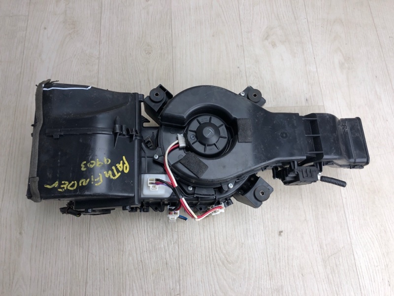 Запчасть корпус печки NISSAN PATHFINDER R52 12-21 2016 R52 3.5 VQ35DD 27413-9NJ0A Б/У Корпус печки NISSAN PATHFINDER R52 12-21 2016 R52 3.5 VQ35DD 27413-9NJ0A Б/У