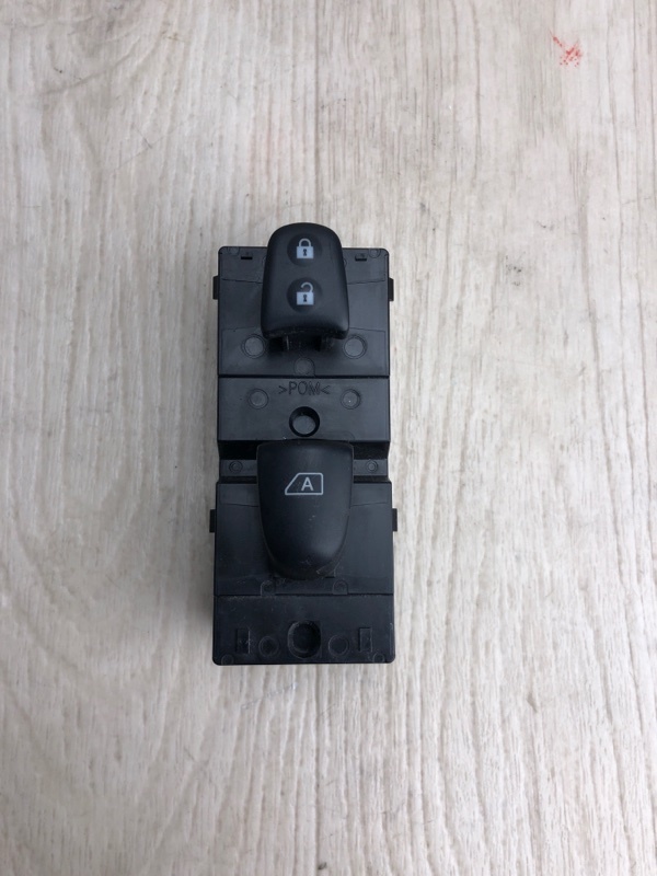 Кнопка стеклоподъемника передняя правая NISSAN PATHFINDER R52 12-21 2016 R52 3.5 VQ35DD 25411-3KA1A Б/У