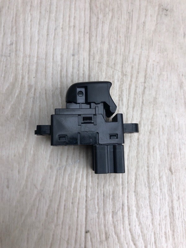 Кнопка стеклоподъемника задняя PATHFINDER R52 12-21 2016 R52 3.5 VQ35DD