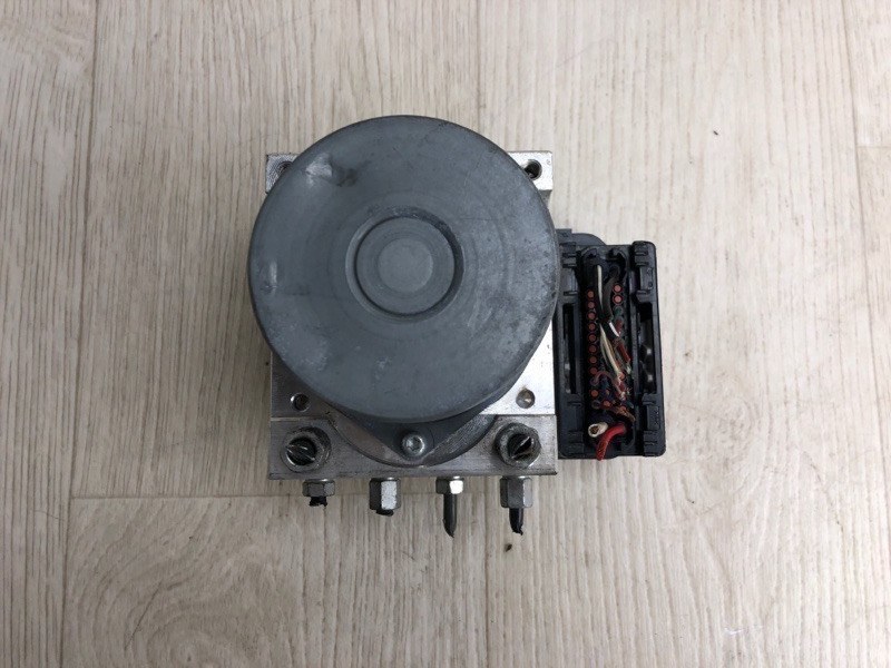 Блок ABS NISSAN PATHFINDER R52 12-21 2016 R52 3.5 VQ35DD 47660-6KA1D Б/У