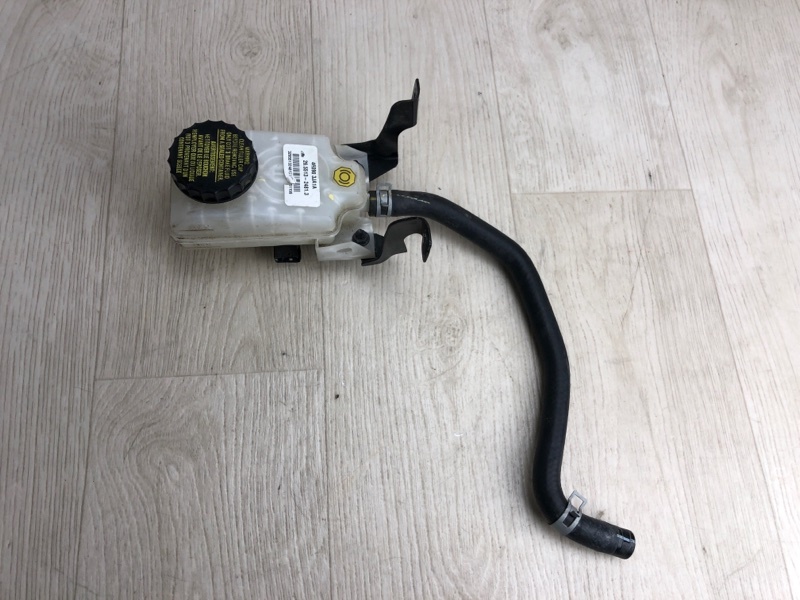 Бачок главного тормозного цилиндра NISSAN PATHFINDER R52 12-21 2016 R52 3.5 VQ35DD 46091-3JA1B Б/У