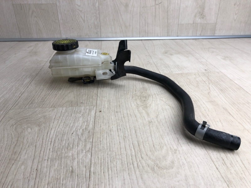 Бачок главного тормозного цилиндра PATHFINDER R52 12-21 2016 R52 3.5 VQ35DD