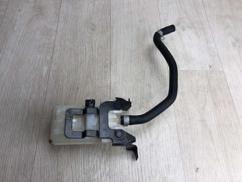 Бачок главного тормозного цилиндра NISSAN PATHFINDER R52 12-21 R52 3.5 VQ35DD