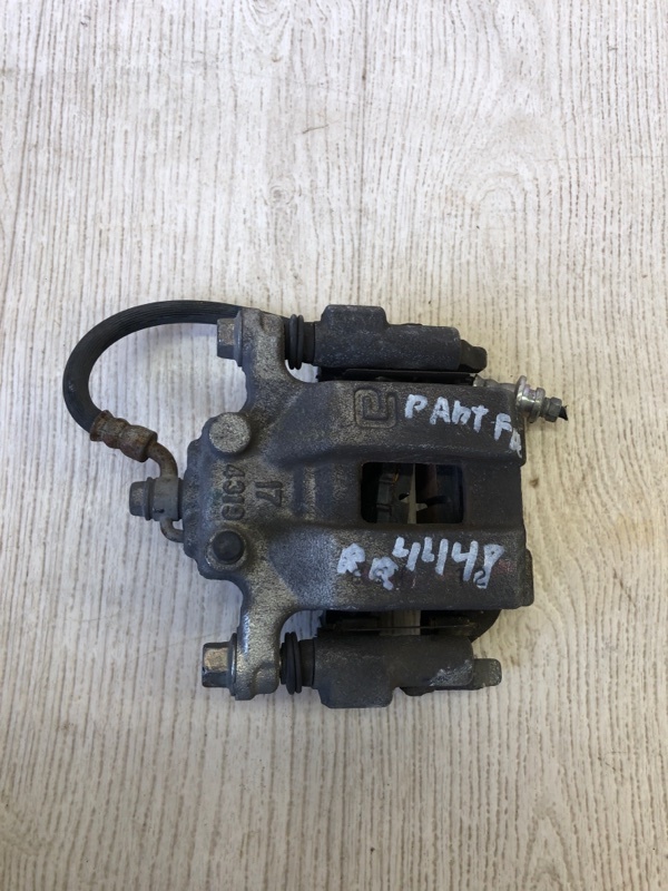 Запчасть суппорт тормозной задний правый NISSAN PATHFINDER R52 12-21 2016 R52 3.5 VQ35DD 44001-1AA0A Б/У Суппорт тормозной задний правый NISSAN PATHFINDER R52 12-21 2016 R52 3.5 VQ35DD 44001-1AA0A Б/У