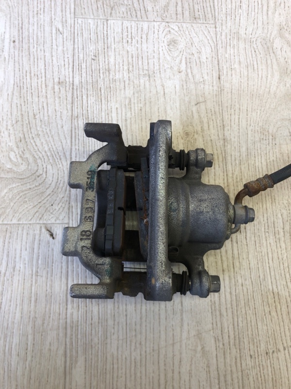 Суппорт тормозной задний правый NISSAN PATHFINDER R52 12-21 R52 3.5 VQ35DD Суппорт тормозной задний правый NISSAN PATHFINDER R52 12-21 R52 3.5 VQ35DD