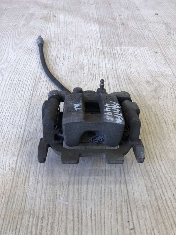 Суппорт тормозной задний левый NISSAN PATHFINDER R52 12-21 2016 R52 3.5 VQ35DD 44011-1AA0A Б/У