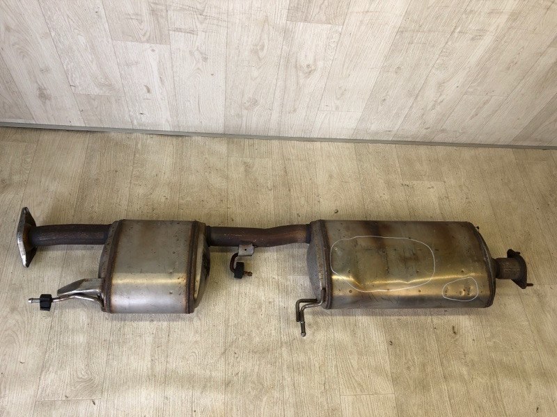 Резонатор глушителя NISSAN PATHFINDER R52 12-21 2016 R52 3.5 VQ35DD 20100-3JA0A Б/У