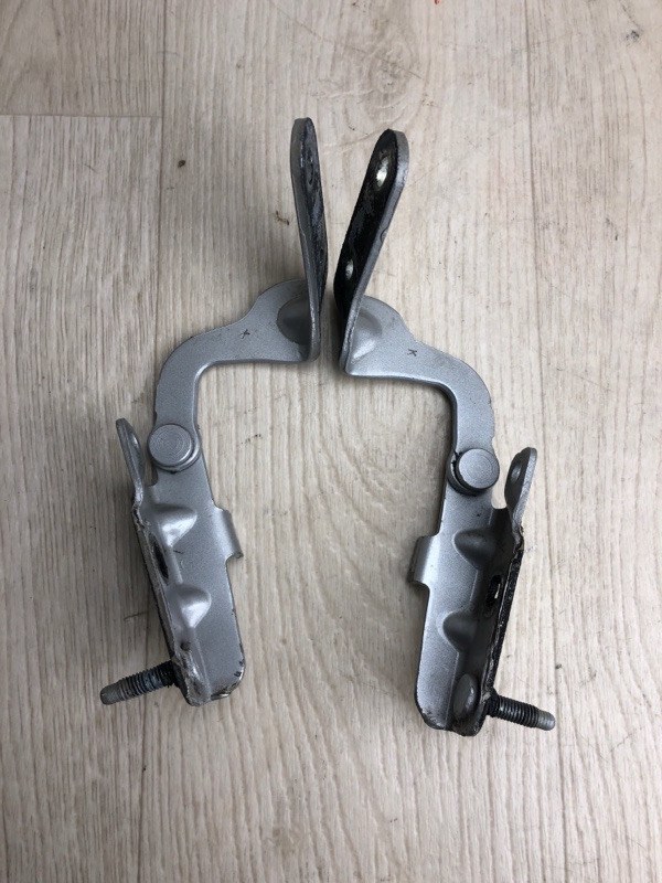 Запчасть петля крышки багажника NISSAN PATHFINDER R52 12-21 2016 R52 3.5 VQ35DD 90400-3KA0A Б/У Петля крышки багажника NISSAN PATHFINDER R52 12-21 2016 R52 3.5 VQ35DD 90400-3KA0A Б/У