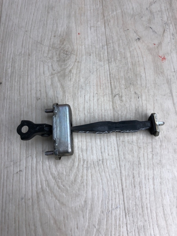 Ограничитель двери задний NISSAN PATHFINDER R52 12-21 2016 R52 3.5 VQ35DD 82430-3JA0A Б/У