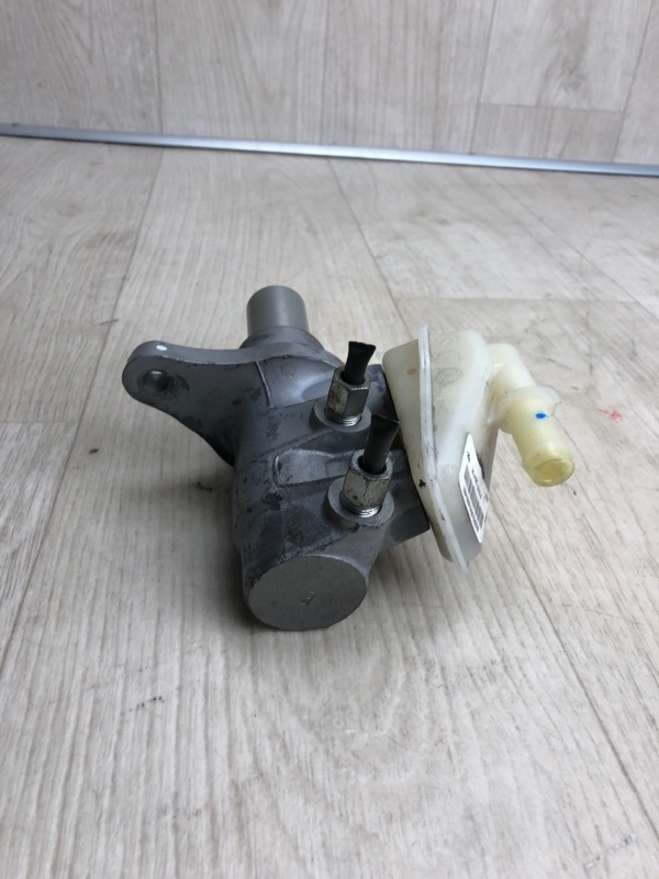 Главный тормозной цилиндр PATHFINDER R52 12-21 2016 R52 3.5 VQ35DD