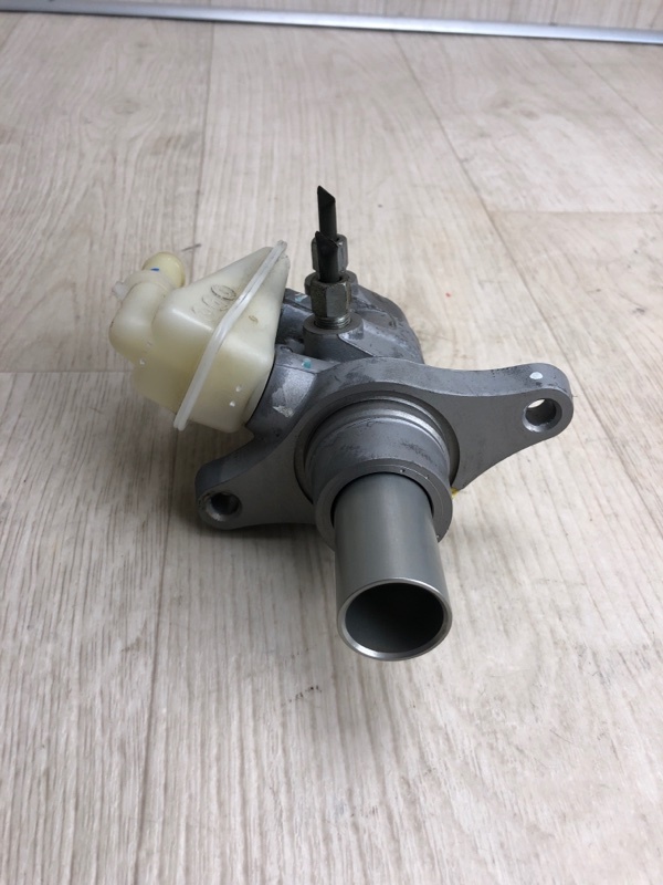 Главный тормозной цилиндр PATHFINDER R52 12-21 2016 R52 3.5 VQ35DD