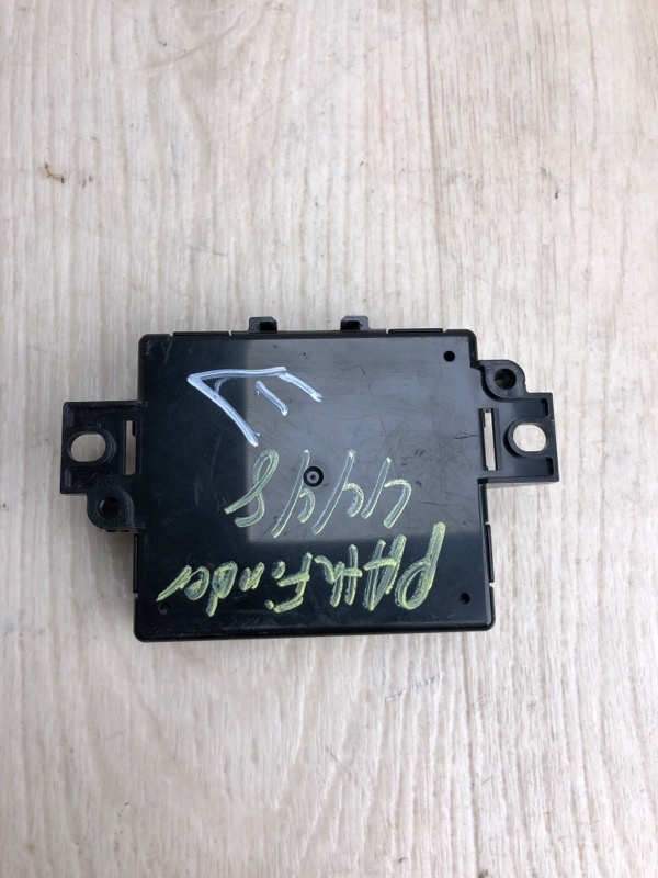 Блок управления парктроником NISSAN PATHFINDER R52 12-21 R52 3.5 VQ35DD