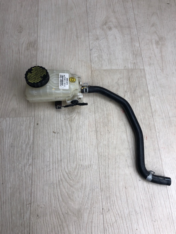 Бачок главного тормозного цилиндра NISSAN PATHFINDER R52 12-21 2016 R52 3.5 VQ35DD 46091-3JA1B Б/У