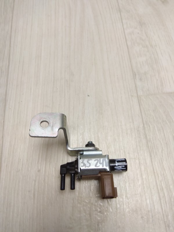 Клапан электромагнитный (вакуумный) PATHFINDER R52 12-21 2018 R52 3.5 VQ35DD