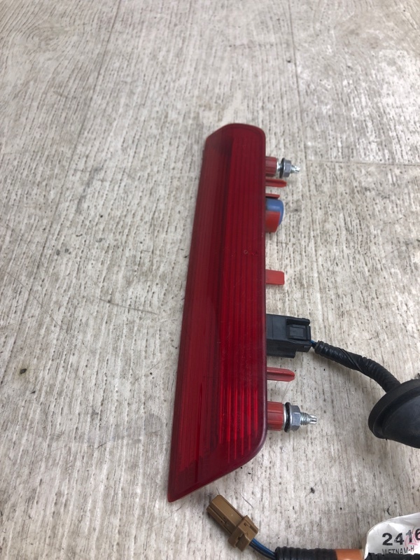 Стоп-сигнал PATHFINDER R52 12-21 2014 R52 3.5 VQ35DE