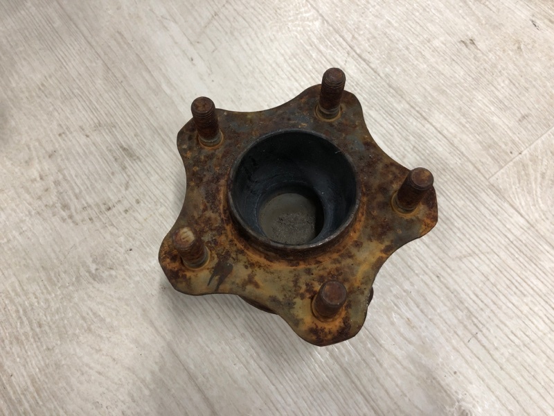 Ступица задняя NISSAN PATHFINDER R52 12-21 2014 R52 3.5 VQ35DE 43202-3JA1A Б/У