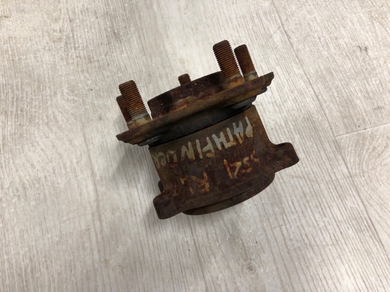 Ступица задняя PATHFINDER R52 12-21 2014 R52 3.5 VQ35DE