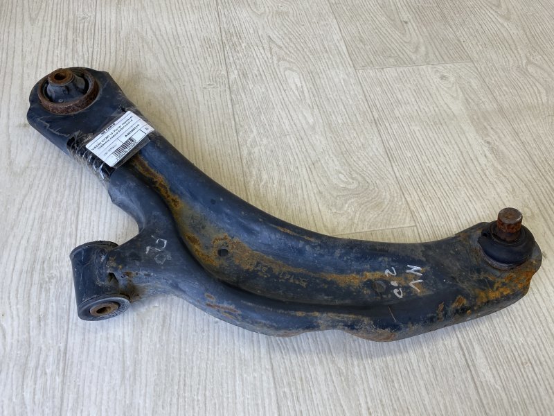 Рычаг передней подвески нижний левый NISSAN NV200 USA 13- 2015 M20XUS 2.0 MR20DE 54501-9AM1A Б/У