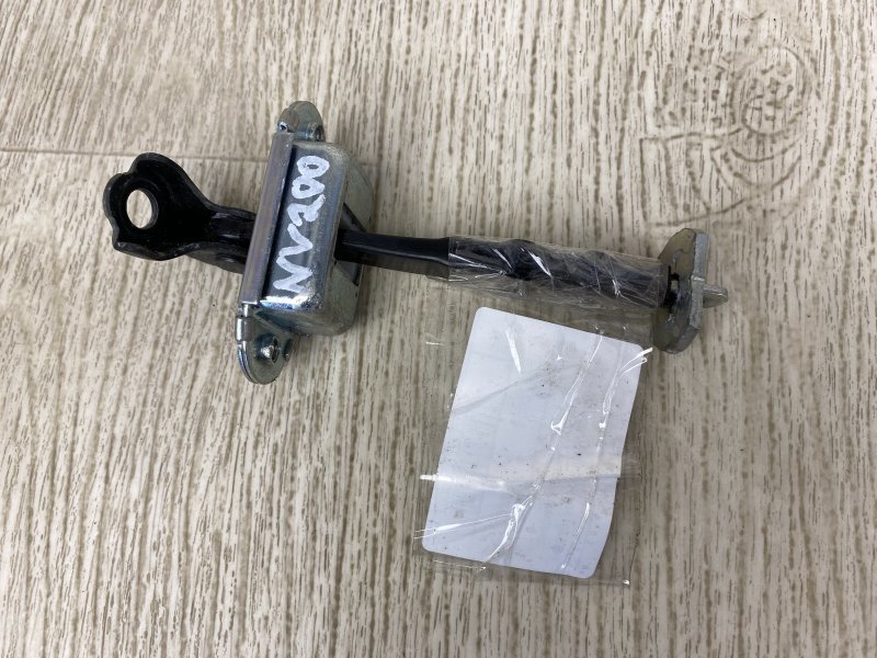 Ограничитель двери передний NV200 USA 13- 2015 M20XUS 2.0 MR20DE