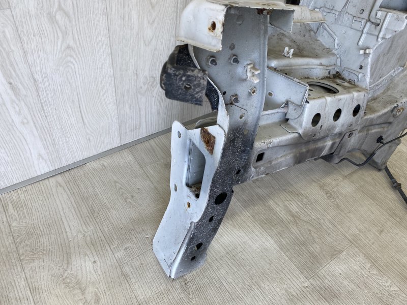 Лонжерон передний правый NV200 USA 13- 2015 M20XUS 2.0 MR20DE