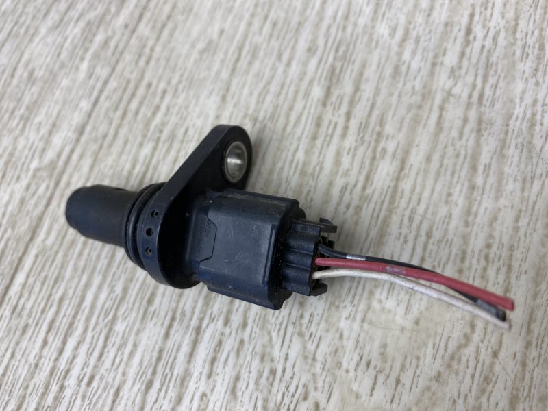 Датчик положения коленвала NISSAN NV200 USA 13- 2015 M20XUS 2.0 MR20DE 23731-1VA0A Б/У