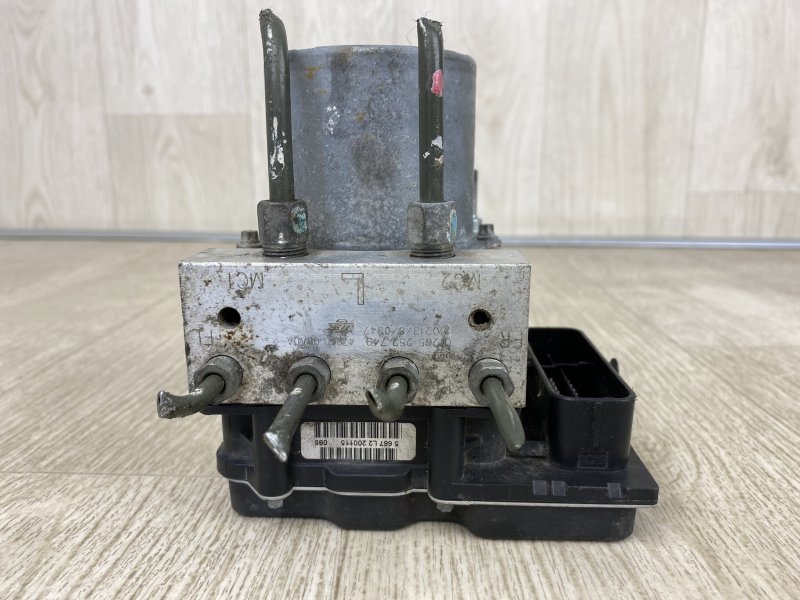 Блок ABS NISSAN NV200 USA 13- M20XUS 2.0 MR20DE