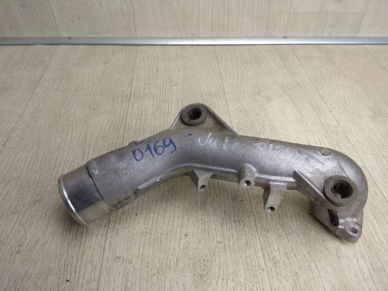 Запчасть патрубок интеркулера NISSAN JUKE 10-19 2010 F15 1.6 MR16DDT 14460-1KC0A Б/У Патрубок интеркулера NISSAN JUKE 10-19 2010 F15 1.6 MR16DDT 14460-1KC0A Б/У