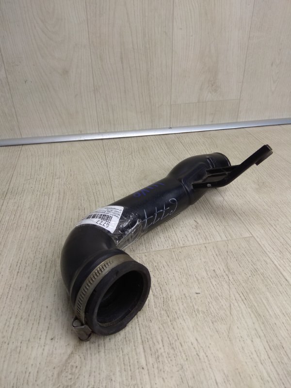 Патрубок интеркулера JUKE 10-19 2010 F15 1.6 MR16DDT Патрубок интеркулера JUKE 10-19 2010 F15 1.6 MR16DDT