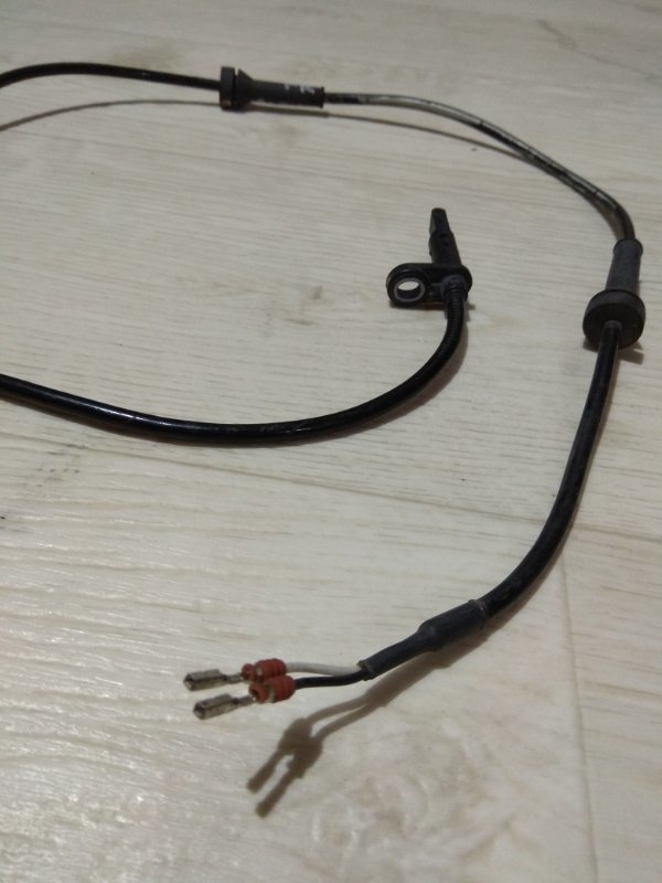 Датчик ABS передний правый NISSAN ALTIMA L33 12-18 L33 2.5 QR25DE Датчик ABS передний правый NISSAN ALTIMA L33 12-18 L33 2.5 QR25DE