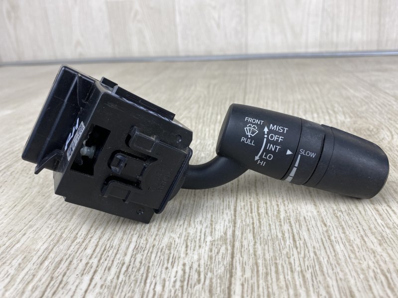 Запчасть подрулевой переключатель правый MAZDA 6 GJ 12- 2015 GJ 2.5 PYY1 GLF1-66-128 Б/У Подрулевой переключатель правый MAZDA 6 GJ 12- 2015 GJ 2.5 PYY1 GLF1-66-128 Б/У