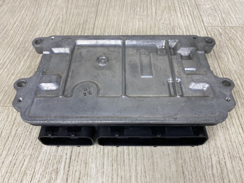 Блок управления двигателем 6 GJ 12- 2015 GJ 2.5 PYY1