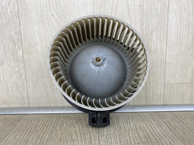 Моторчик печки MAZDA 6 GJ 12- 2016 GJ 2.5 PYVPS GHR1-61-B10 Б/У