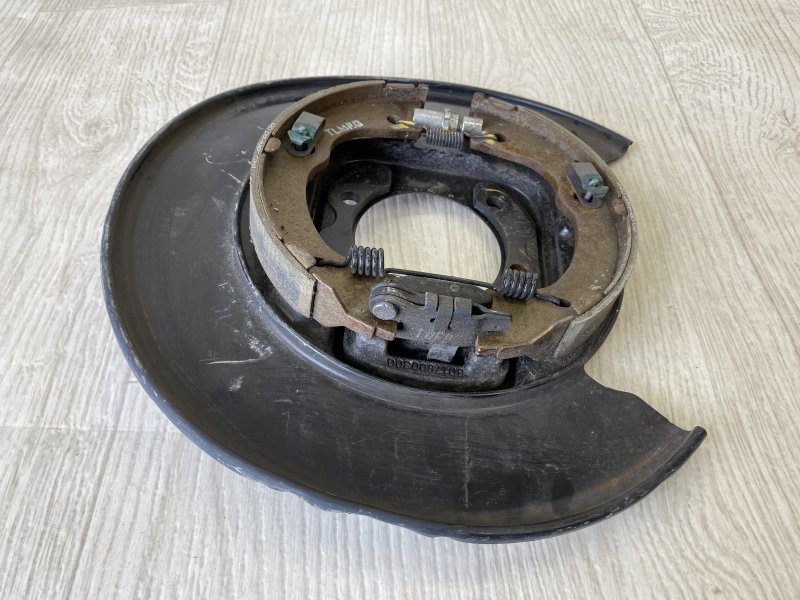 Тормозной механизм правый KIA SPORTAGE QL 15-21 QL 2.4 G4KJ Тормозной механизм правый KIA SPORTAGE QL 15-21 QL 2.4 G4KJ