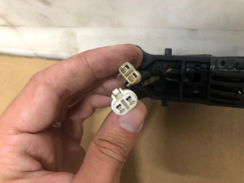 Ручка двери наружная передняя левая SUZUKI KIZASHI 09-14 Седан 2.4