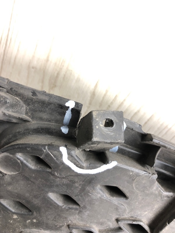 Решетка радиатора SORENTO UM 14- 2015 UM 2.4 G4KJ