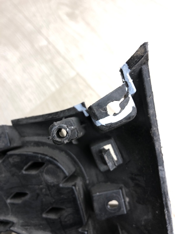 Решетка радиатора SORENTO UM 14- 2015 UM 2.4 G4KJ