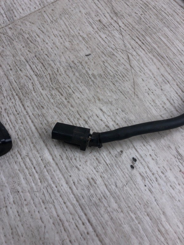 Датчик ABS передний левый SORENTO UM 14- 2015 UM 2.4 G4KJ