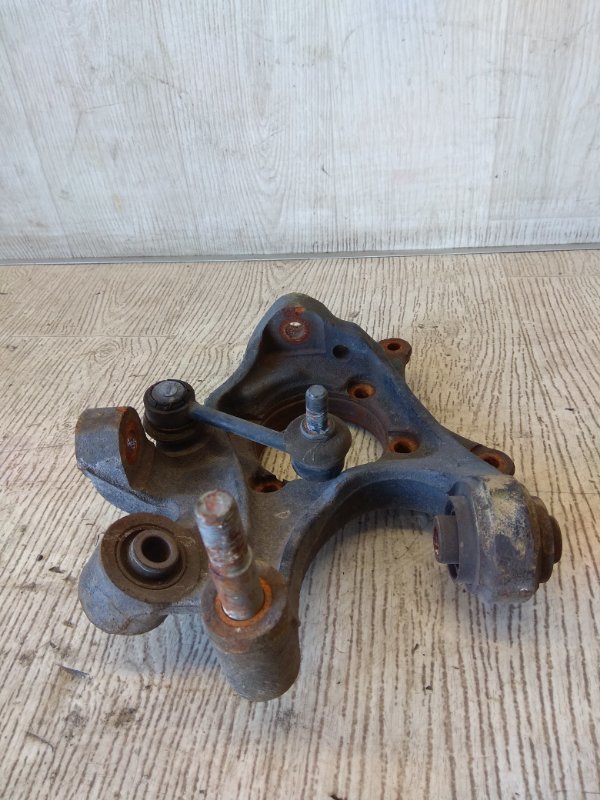 Цапфа задняя правая SORENTO XM 09-14 2012 XM 2.4 G4KJ