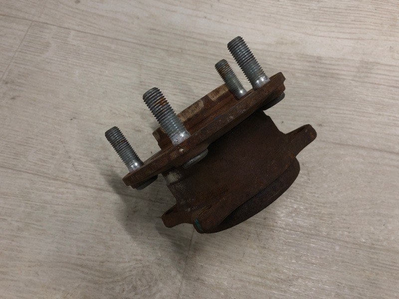 Ступица задняя SORENTO XM 09-14 2012 XM 2.4 G4KJ Ступица задняя SORENTO XM 09-14 2012 XM 2.4 G4KJ