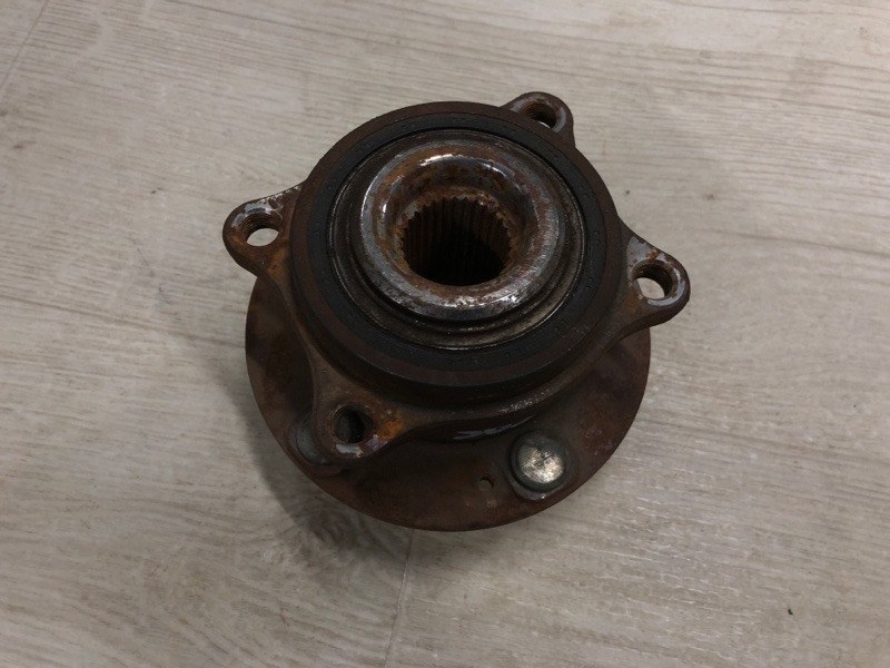 Ступица задняя KIA SORENTO XM 09-14 XM 2.4 G4KJ Ступица задняя KIA SORENTO XM 09-14 XM 2.4 G4KJ